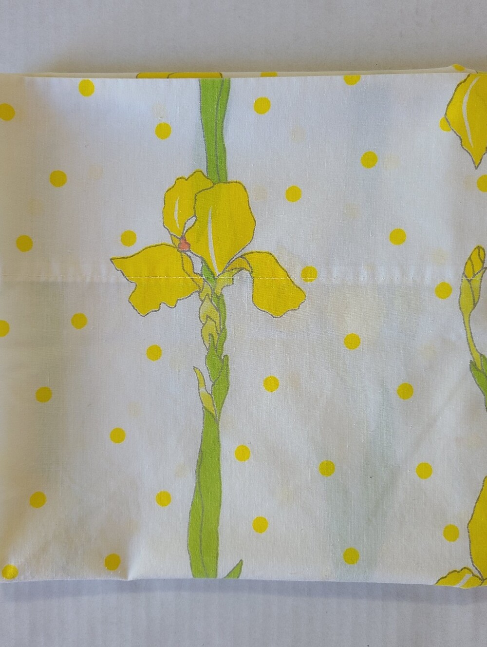 Vintage Wamsutta Ultracale King Pillow Case Daffodil Floral Print Made In USA